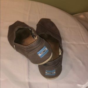 Grey Women’s Toms